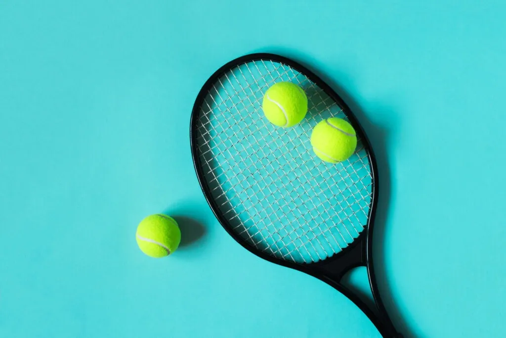 TENNIS